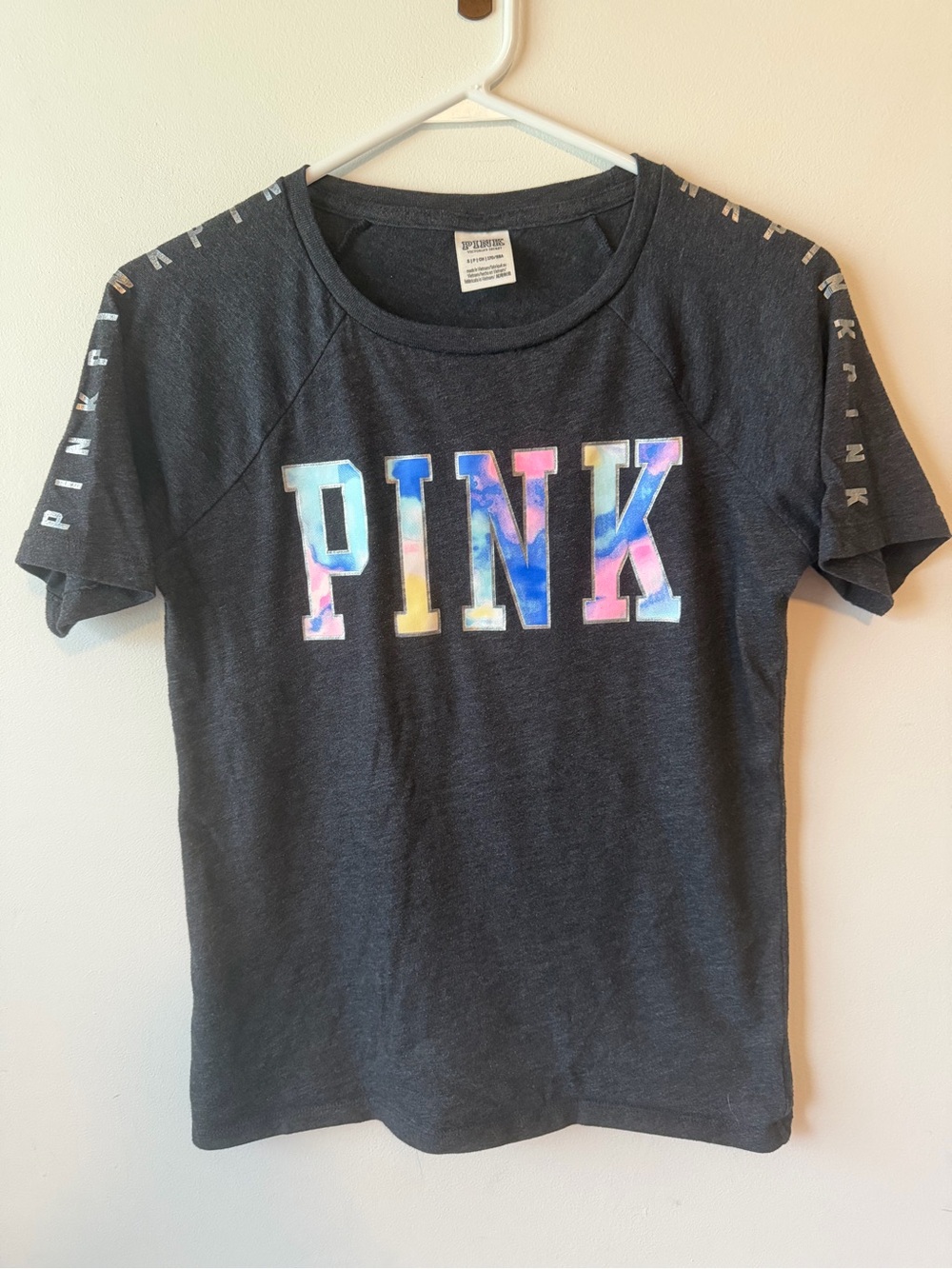 PINK Victoria’s Secret Gray Rainbow Watercolor Tee L